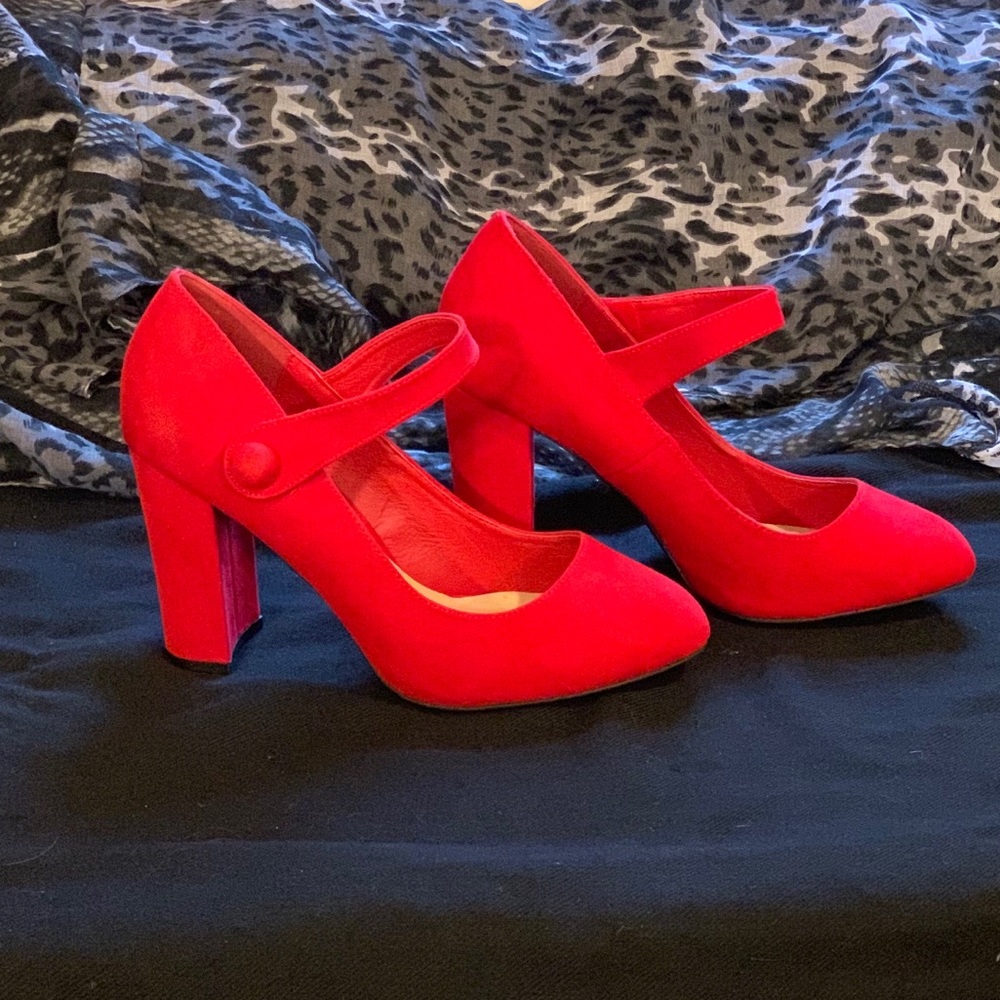 Red High Heels 👠